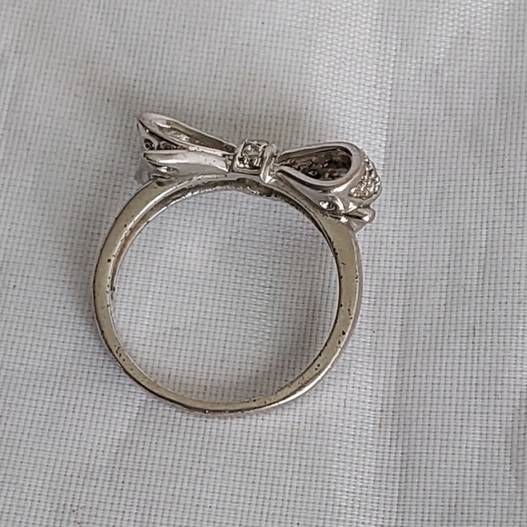 WOMEN5SIZE 7 PRINCESS BOW RING - Picture 4 of 4